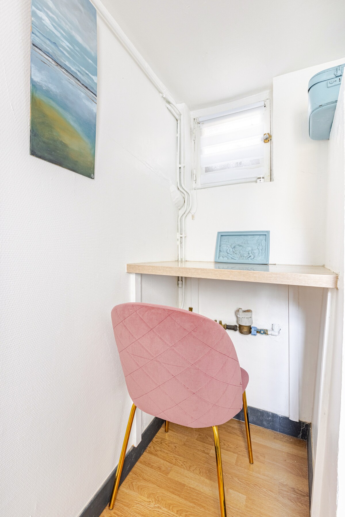 Espace bureau dans la chambre, fibre SFR